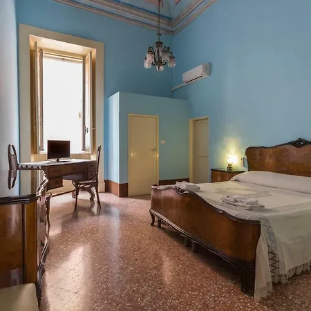 Palazzo Leuzzi 4*