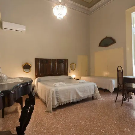 Bed and Breakfast Palazzo Leuzzi Galatone