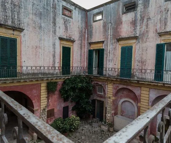 Palazzo Leuzzi Oda ve Kahvaltı Galatone